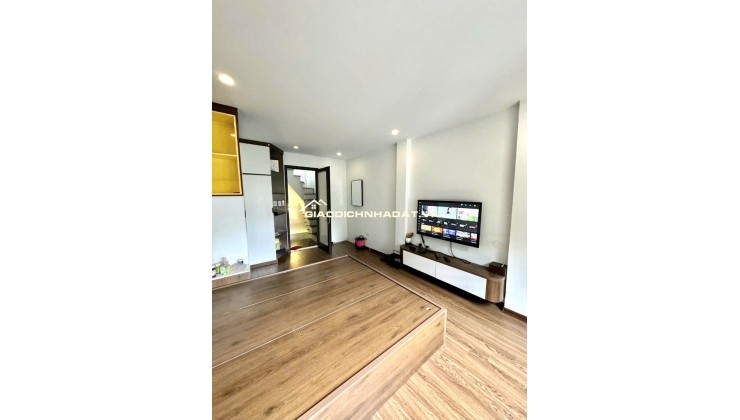 NHÀ MINH KHAI NGÕ RỘNG GẦN OTO 33M- 5* tỷ